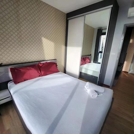 The Base Apartment Pattaya Exterior foto