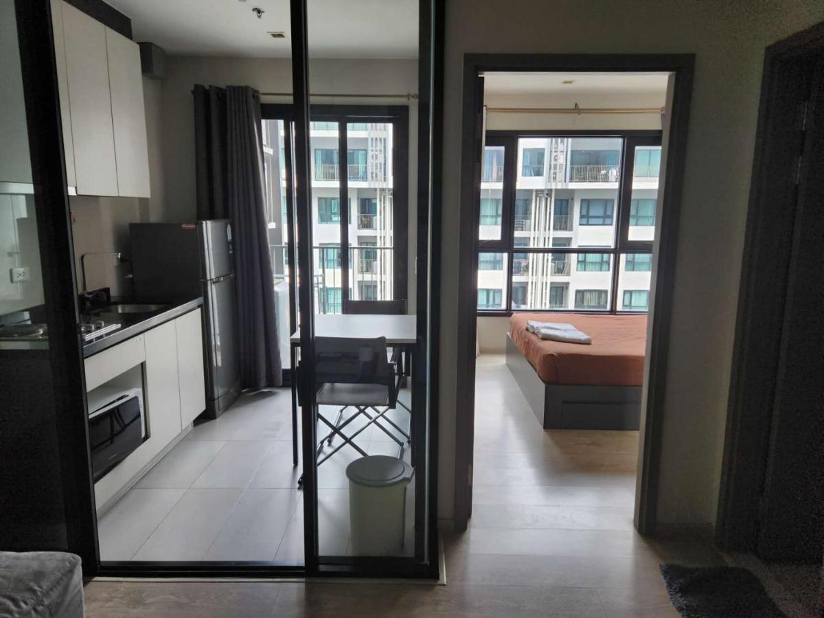 The Base Apartment Pattaya Exterior foto