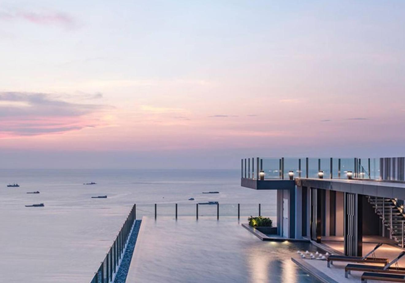 The Base Apartment Pattaya Exterior foto