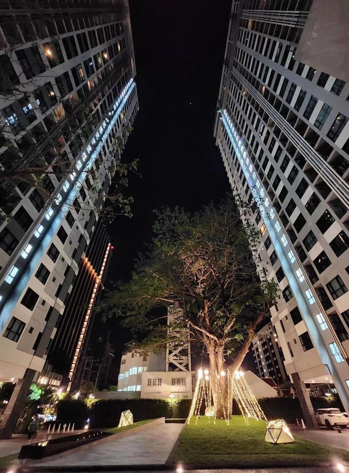 The Base Apartment Pattaya Exterior foto