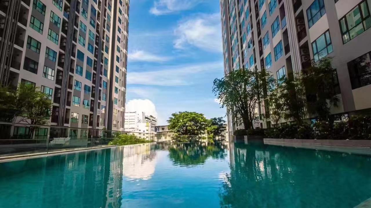The Base Apartment Pattaya Exterior foto
