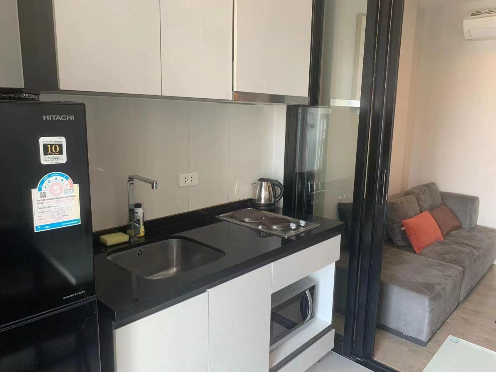 The Base Apartment Pattaya Exterior foto