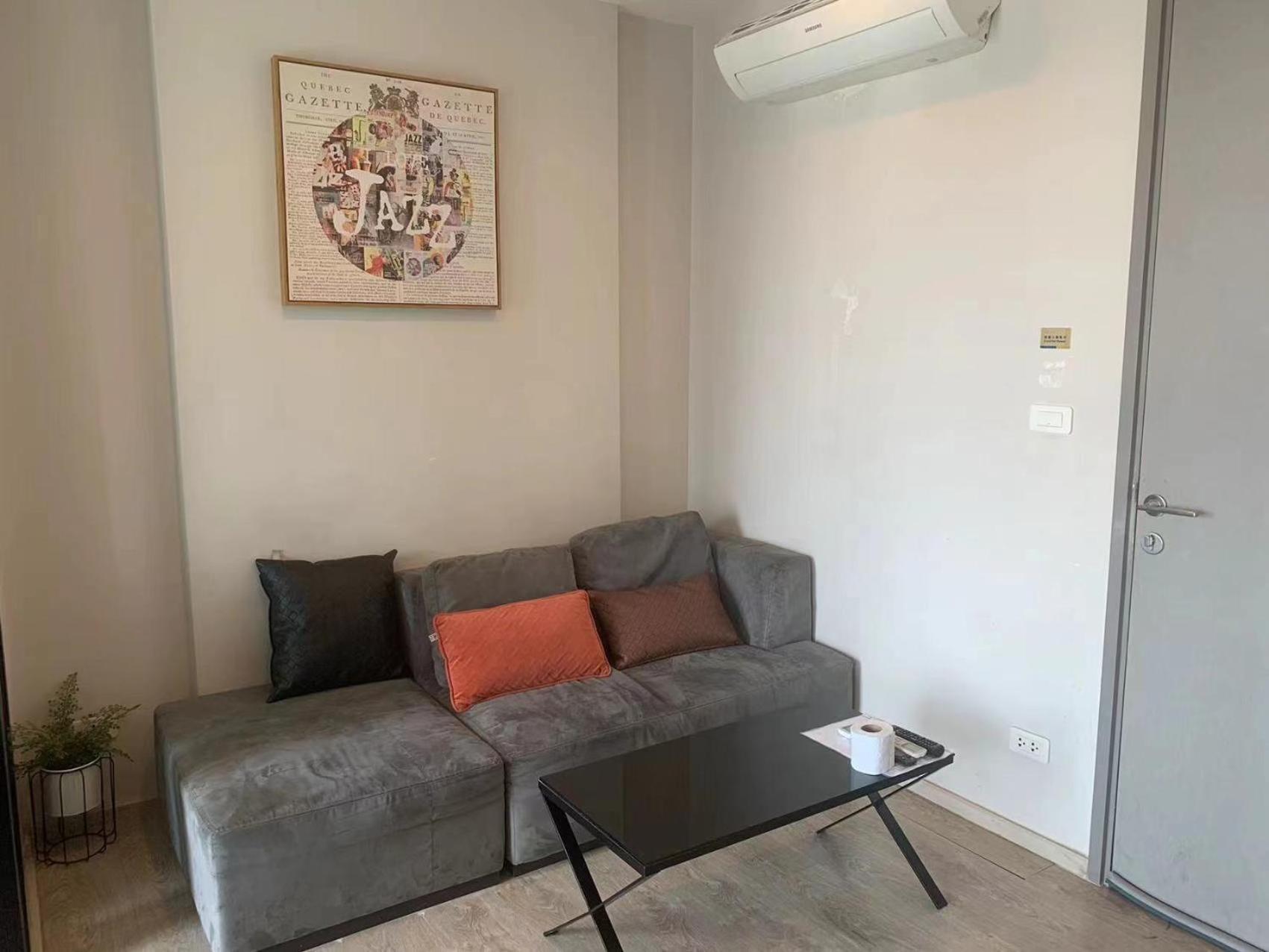 The Base Apartment Pattaya Exterior foto